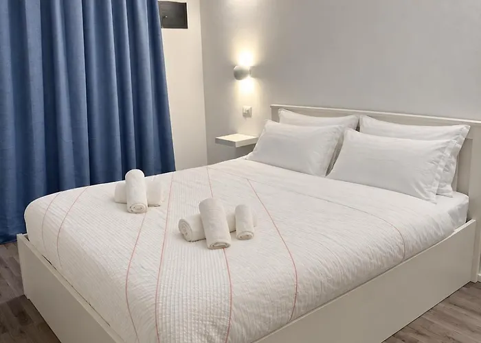 Apartment Cozy Design In Porta Maggiore.