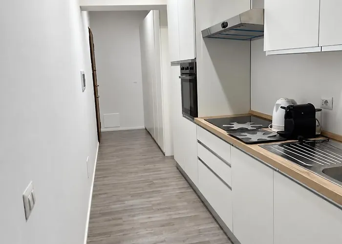 Cozy Design In Porta Maggiore. Apartment *