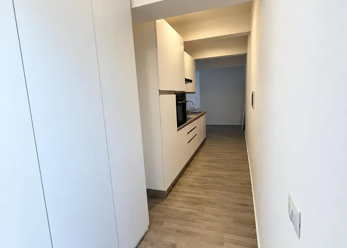 Apartment Cozy Design In Porta Maggiore.